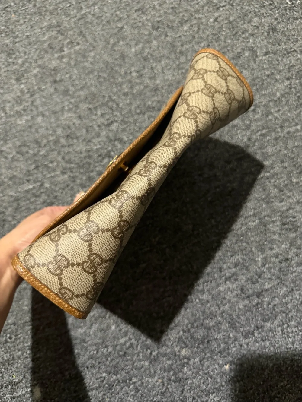 Gucci beige monogram